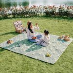 Килимок для пікніка Naturehike CNK2350WS010 210 х 240 см М'ятний з принтом (6976507661645) - Зображення 4
